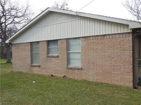 913 N Main St, Ector, TX 75439 photo 18