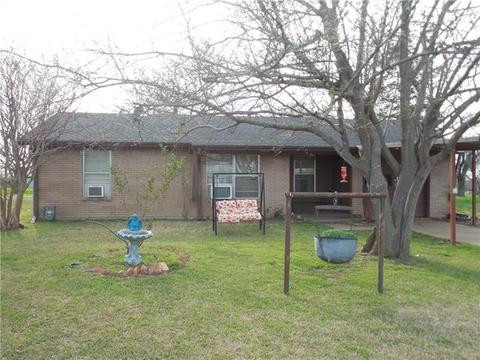 913 N Main St, Ector, TX 75439 photo 17