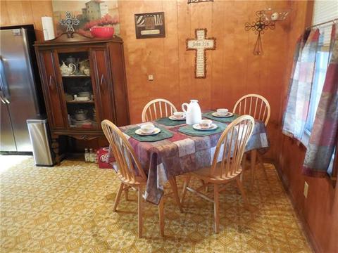 913 N Main St, Ector, TX 75439 photo 6