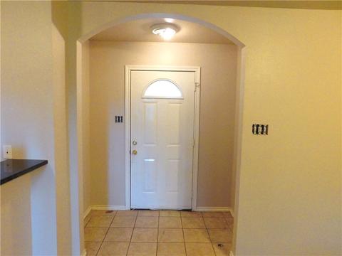 308 Thomas St, Terrell, TX 75160 photo 5