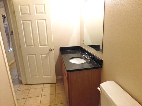 308 Thomas St, Terrell, TX 75160 photo 8