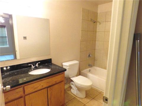 308 Thomas St, Terrell, TX 75160 photo 7