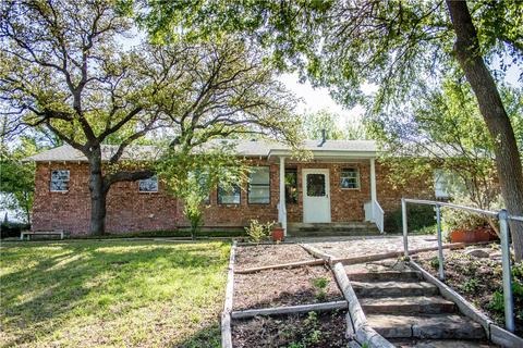 2103 W Commerce St, San Saba, TX 76877 photo 2