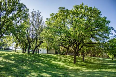 2103 W Commerce St, San Saba, TX 76877 photo 8