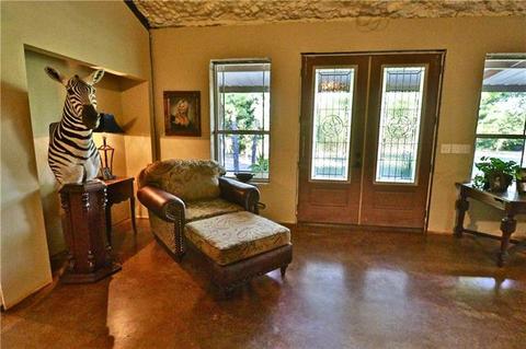 115 Jason Ct, Sunset, TX 76270 photo 10