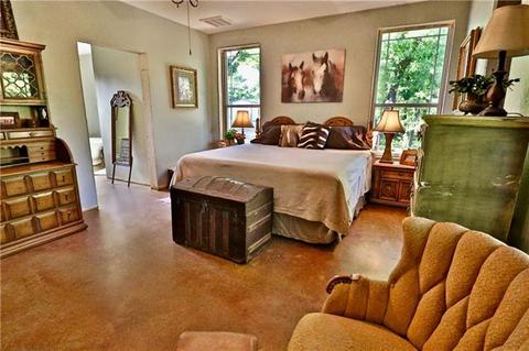 115 Jason Ct, Sunset, TX 76270 photo 7