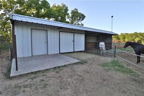 115 Jason Ct, Sunset, TX 76270 photo 24
