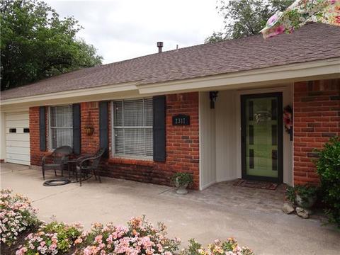 2317 Windsor Rd, Abilene, TX 79605 photo 2