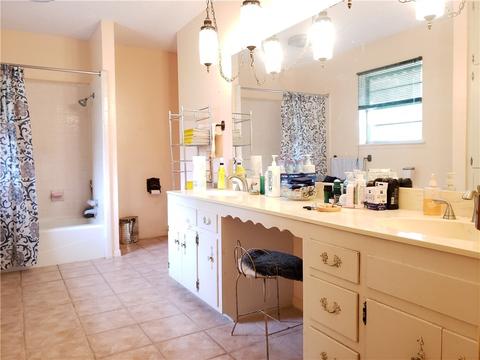 711 E Hall St, Bangs, TX 76823 photo 2