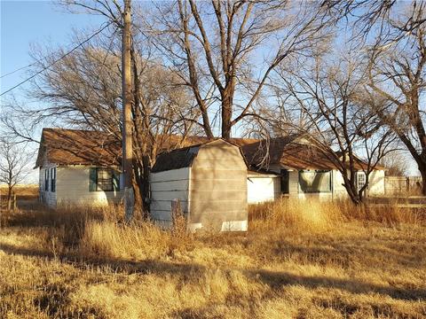 1954 County Road Y, Plainview, TX 79072 photo 3