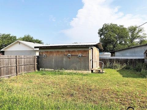 504 N 11th St, Haskell, TX 79521 photo 7