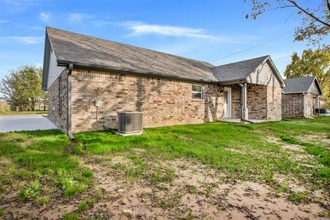 122 S Kemp St, Mabank, TX 75147 photo 16