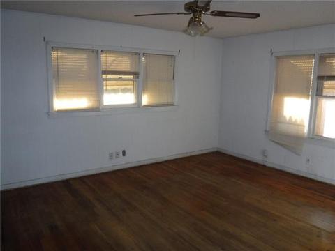 1500 E Cherokee St, Big Spring, TX 79720 photo 2