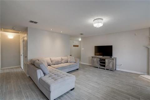 1027 Hampton Dr, Forney, TX 75126 photo 9