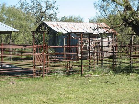 2148 County Rd 103, Comanche, TX 76442 photo 12