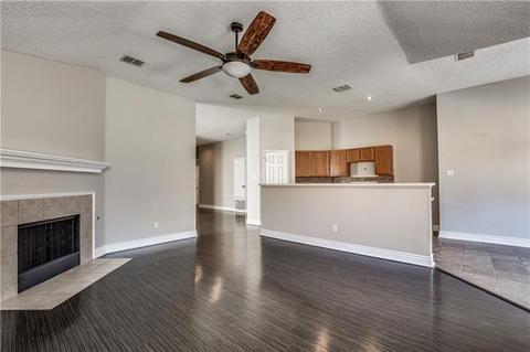 1017 Hampton Dr, Forney, TX 75126 photo 3