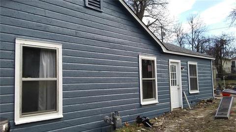 612 E Gandy St, Denison, TX 75021 photo 2