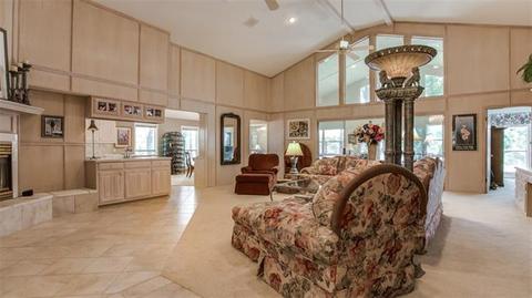 851 Eagle Point Dr, Mount Vernon, TX 75457 photo 5