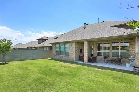 1208 8th St, Argyle, TX 76226 photo 2
