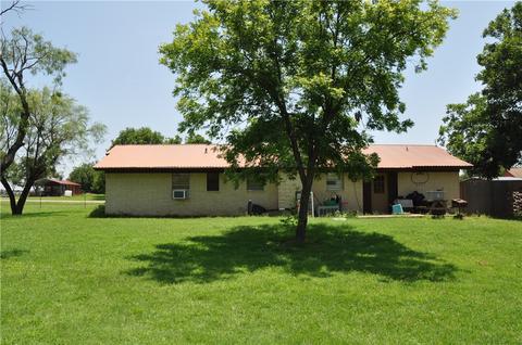 517 E Short Ave, De Leon, TX 76444 photo 9