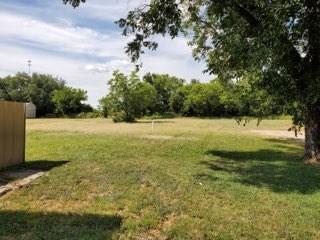 902 W Hall St, Bangs, TX 76823 photo 17
