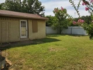 902 W Hall St, Bangs, TX 76823 photo 4