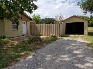 902 W Hall St, Bangs, TX 76823 photo 14