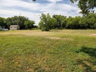 902 W Hall St, Bangs, TX 76823 photo 16