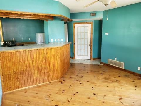 902 W Hall St, Bangs, TX 76823 photo 5