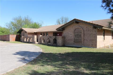 1 Fox Creek Dr, Comanche, TX 76442 photo 4