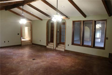 1 Fox Creek Dr, Comanche, TX 76442 photo 9