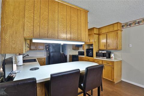 1102 Crescent Dr, Clyde, TX 79510 photo 12