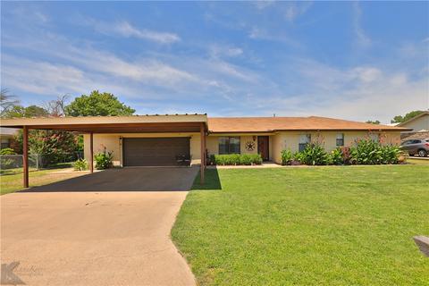 1102 Crescent Dr, Clyde, TX 79510 photo 2