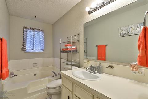 1102 Crescent Dr, Clyde, TX 79510 photo 20