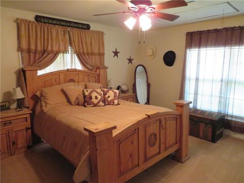 500 E Front St, Sunset, TX 76270 photo 8