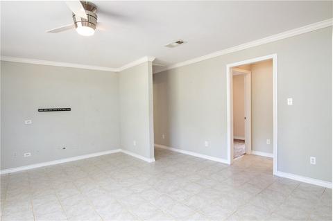 400 Oak Creek Dr, Tool, TX 75143 photo 11