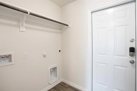 605 E Brown St, Cleburne, TX 76031 photo 23