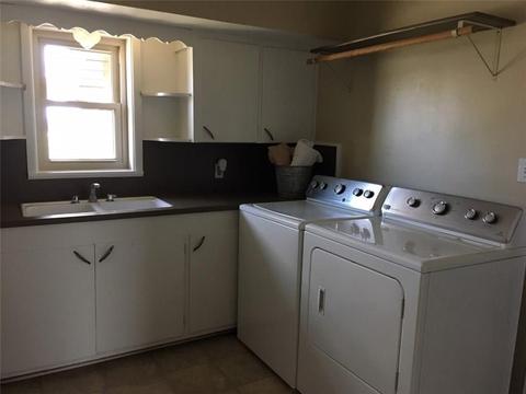 801 S Comanche Dr, De Leon, TX 76444 photo 7