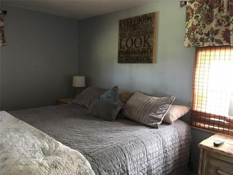 801 S Comanche Dr, De Leon, TX 76444 photo 9