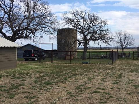 801 S Comanche Dr, De Leon, TX 76444 photo 19