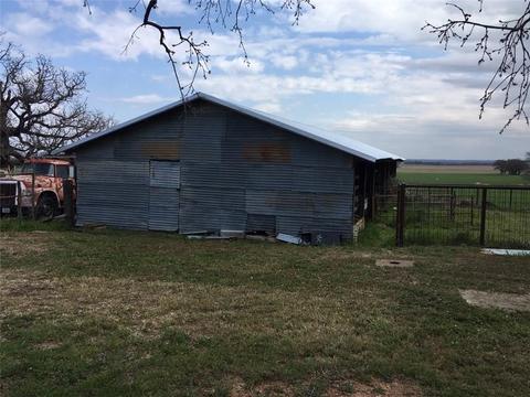 801 S Comanche Dr, De Leon, TX 76444 photo 21