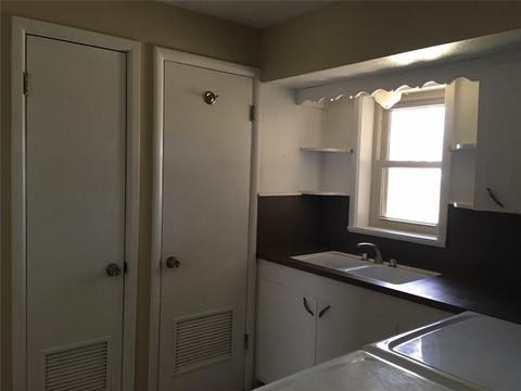 801 S Comanche Dr, De Leon, TX 76444 photo 11