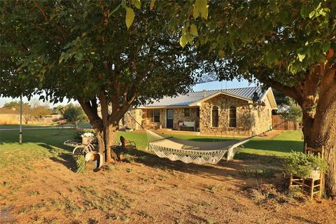 325 Waylon Rd, Haskell, TX 79521 photo 2