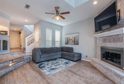 511 Villa Point Dr, Tool, TX 75143 photo 3