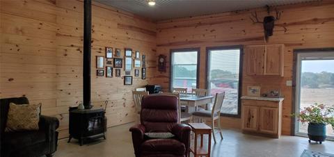 746 Proctor Ln, Sunset, TX 76270 photo 9