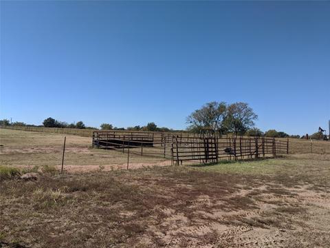746 Proctor Ln, Sunset, TX 76270 photo 27