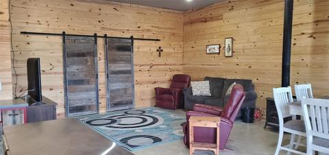 746 Proctor Ln, Sunset, TX 76270 photo 8