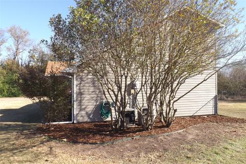 650 Eubank St, Mabank, TX 75147 photo 5