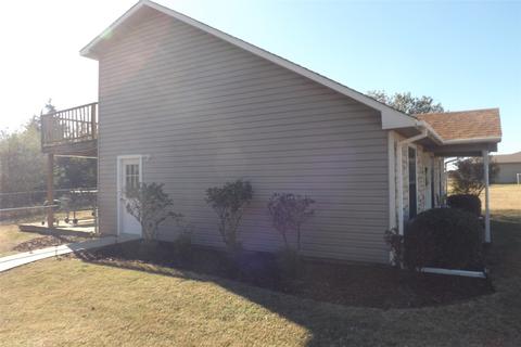 650 Eubank St, Mabank, TX 75147 photo 8