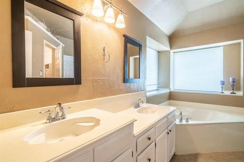 7501 Colfax Dr, Rowlett, TX 75089 photo 17